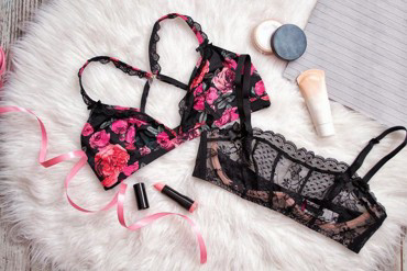 Bulk-buy Sexy Lingerie Lace See Through Pajama Thong Set price
